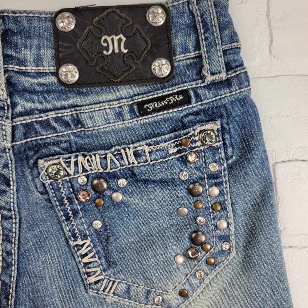 Miss Me Denim Jean Cut Off Shorts JE5463H2 - Picture 4 of 5
